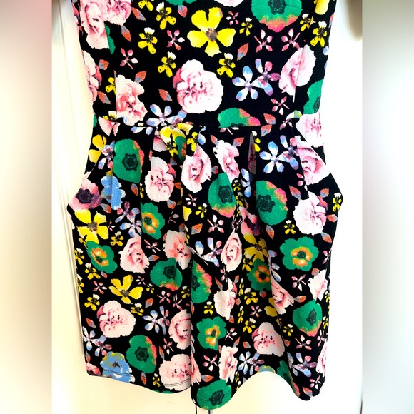 LUSH Dress - Picture 3 of 4